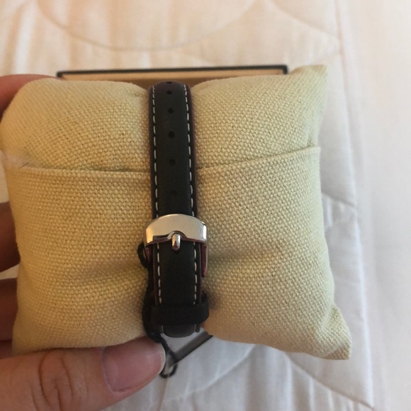 Timex Women’s Watch - Picture 3 of 4